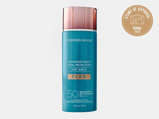10 Essential Travel-Size Sunscreens for Your Next Beach Vacation