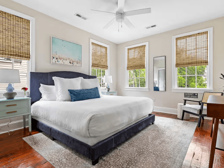 21 Best Charleston Airbnbs: Experience the City's Unique Neighborhood Life