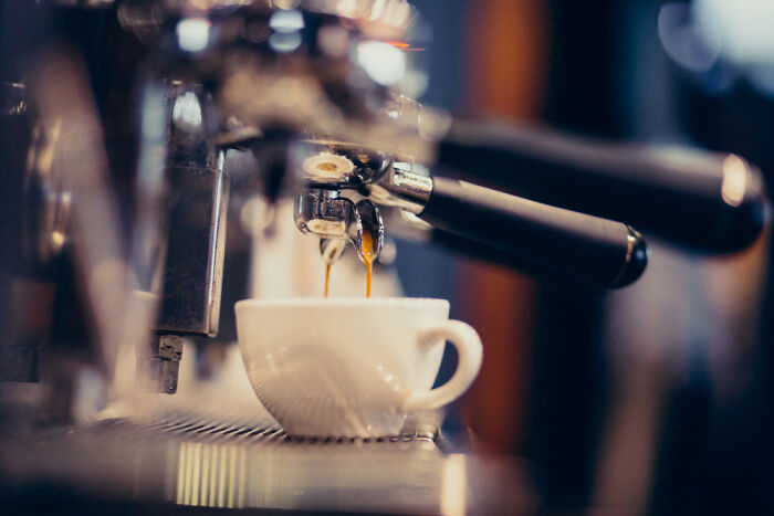 50 Tiny Signs That Quietly Scream 'Middle-Class Life'