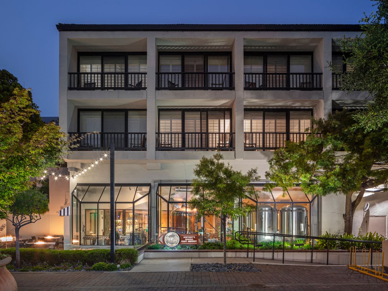7 California-Cool Hotels Near the World-Renowned Monterey Bay Aquarium