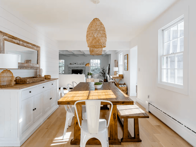 7 Gorgeous Hamptons Airbnbs Where the Weekend Starts on Thursday