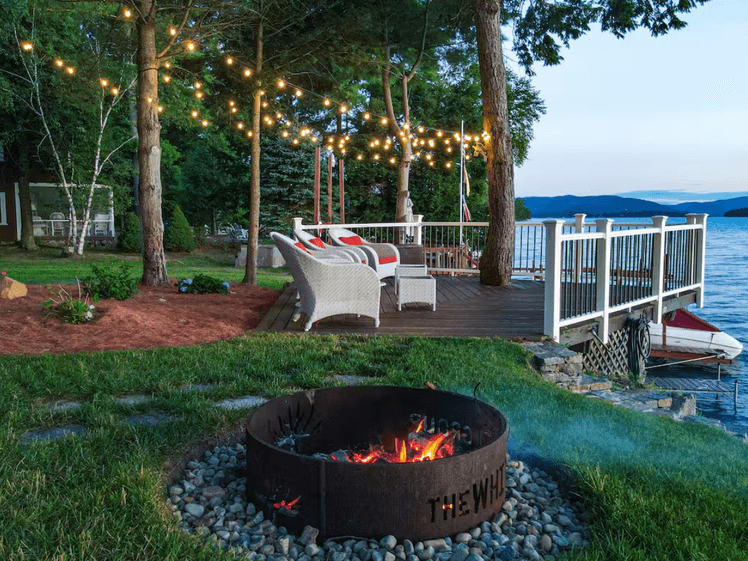 7 Unforgettable Lake George Airbnbs for a Memorable Stay in the Adirondacks