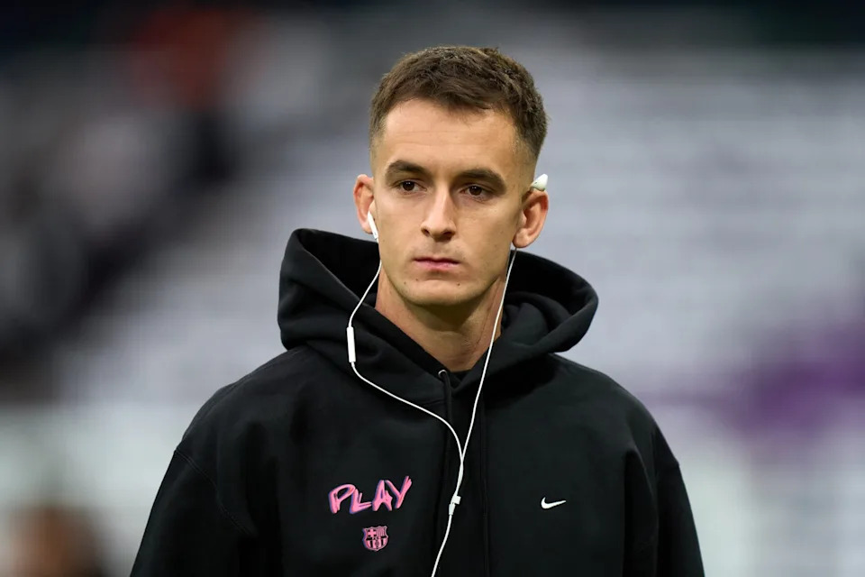 Barcelona Refuse to Budge on Marc Casado Exit Plan Despite Frenkie de Jong Injury