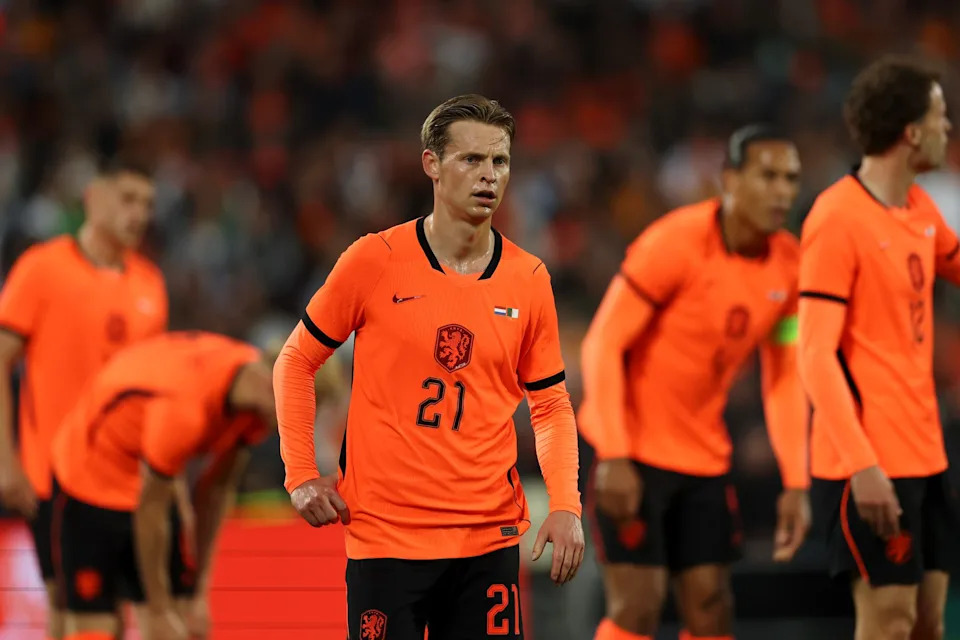Barcelona Star Frenkie de Jong Blames National Team for Devastating Knee Injury