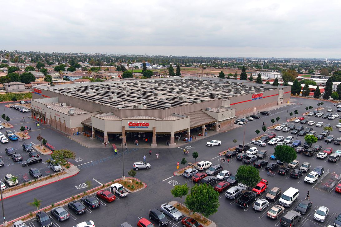Big-box Stores Could Help Slash Emissions and Save Millions by Putting Solar Panels on Roofs. Why Aren't More of Them Doing It?