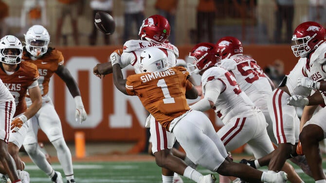 College Football's Best 'Front-Sevens': Here's Who Will Dominate Along the Defensive Line and at Linebacker