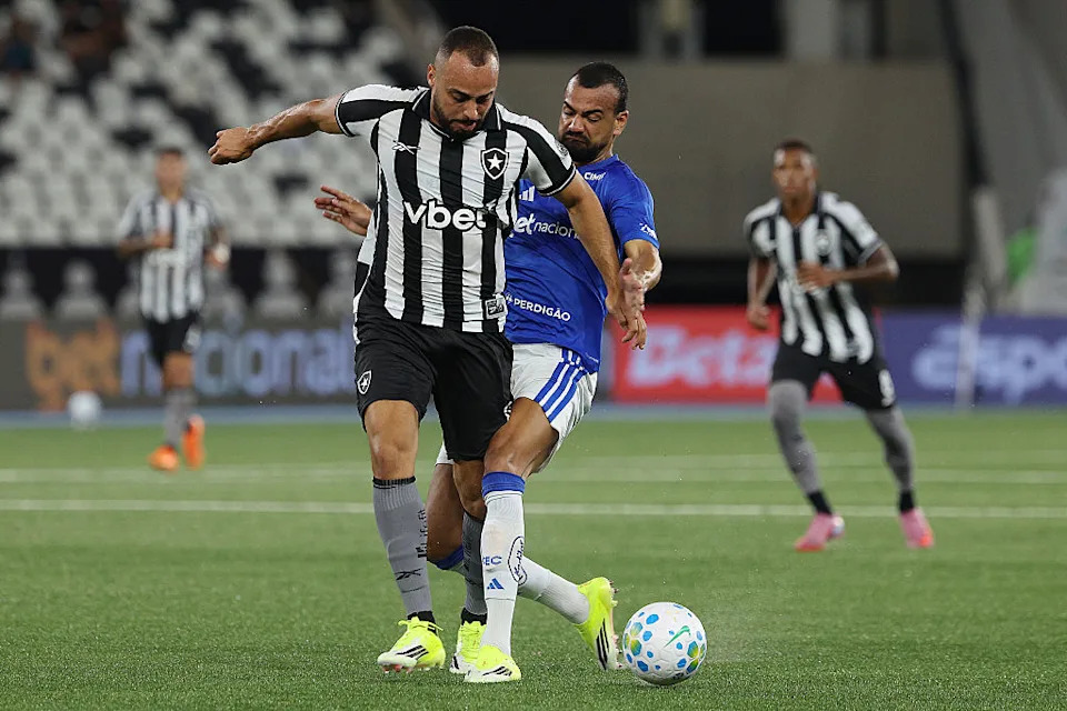 Cruzeiro and Botafogo Gear Up for Crucial Brasileirão Showdown
