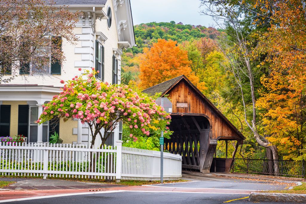 Discover the Most Beautiful Towns in America for a Postcard-Perfect Vacation