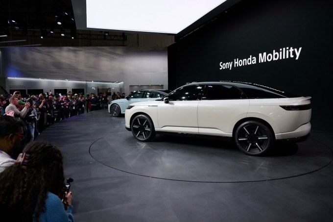 Every Electric Vehicle That's Been Discontinued or Killed Off in the U.S. This Year
