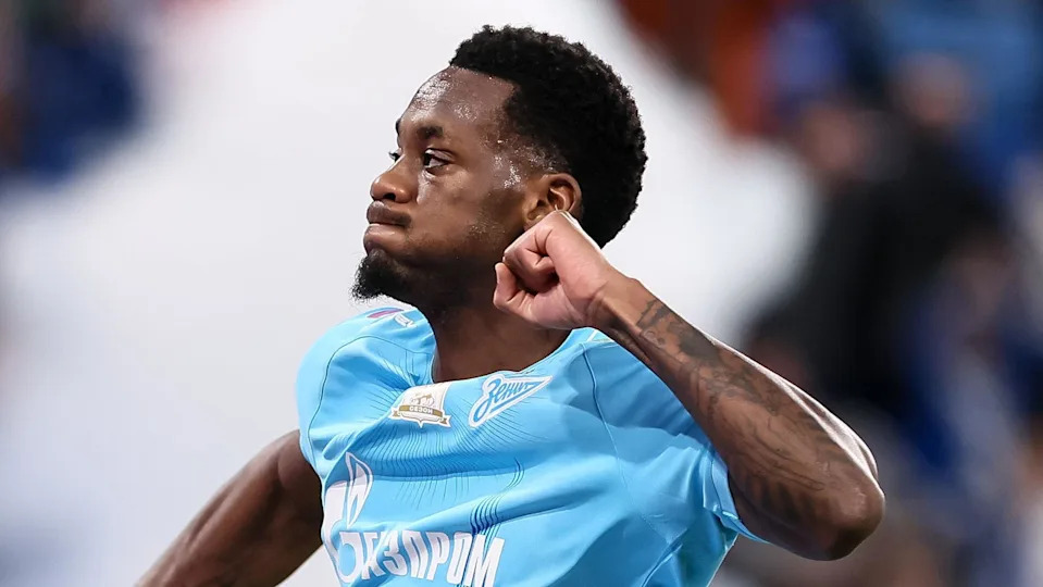 Ex-Villa Striker Jhon Duran Joins Benfica on Loan