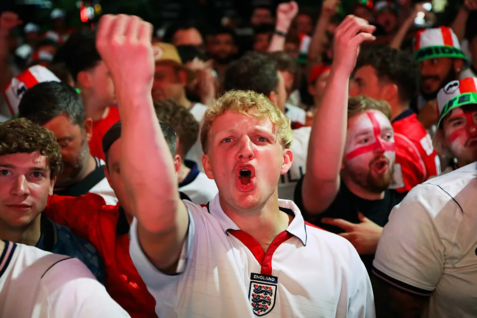 Fan Duel with Bite: England and Norway Clash Before Kick-Off