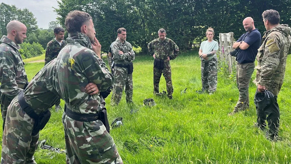 Football Coaches Train with the Army for the Ultimate Leadership Test