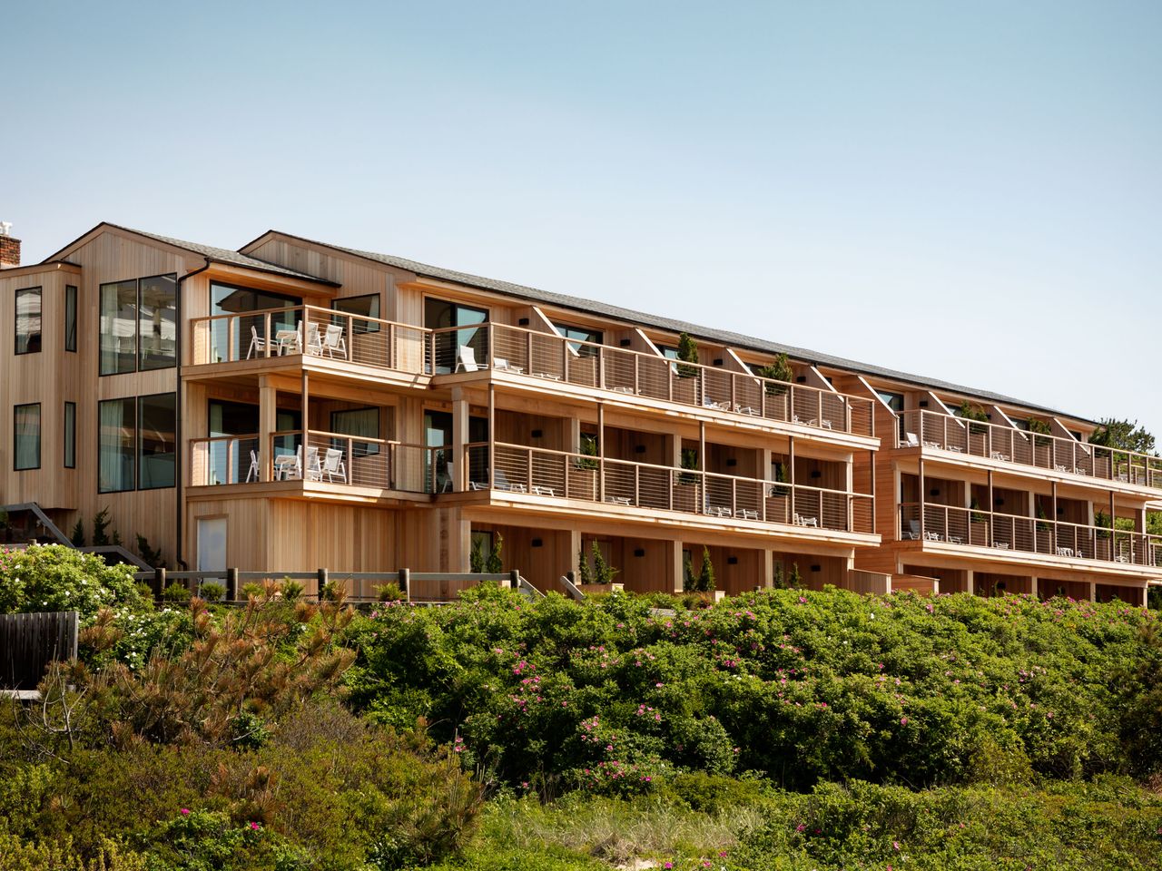 Last-Minute Summer Getaways: Uncover the Top Hotels with August Availability