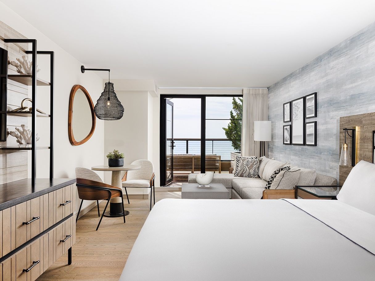 Last-Minute Summer Getaways: Uncover the Top Hotels with August Availability