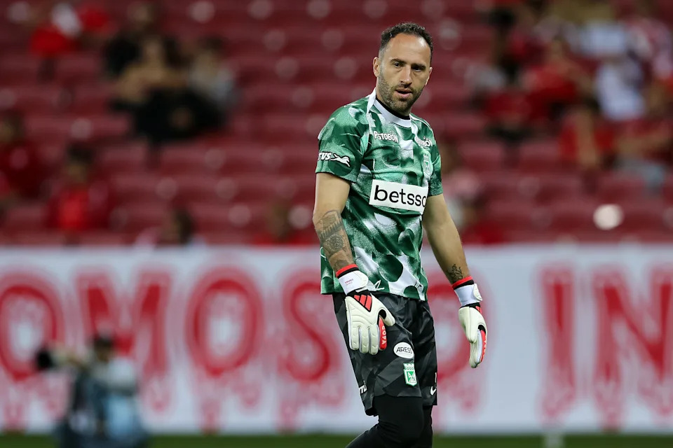 Legendary Colombian Goalkeeper David Ospina Joins Atlante in Liga MX