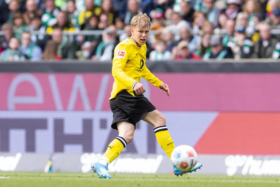 Liverpool Eye €40m Bundesliga Star Daniel Svensson Amid Arsenal Rivalry
