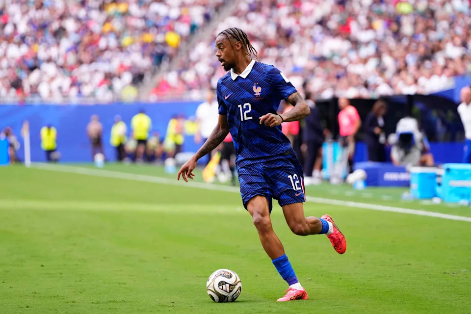 Liverpool Make Move for £140m-Rated World Cup Star Bradley Barcola
