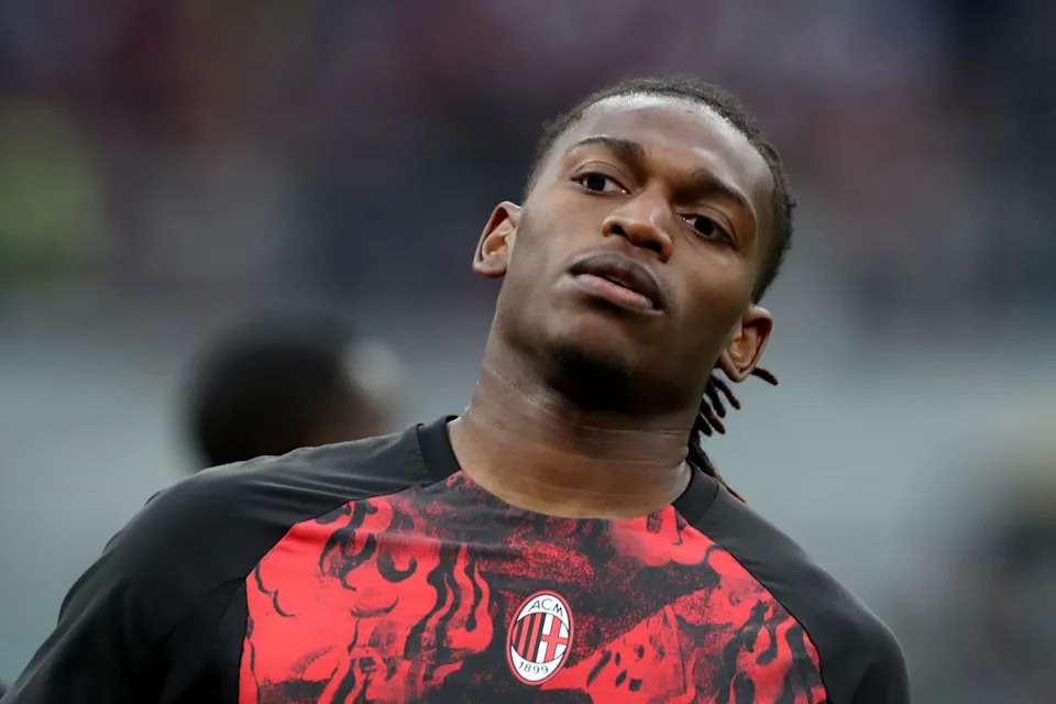 Rafael Leao Ditches Agent as Milan Exit Looms: What's Next for the Portuguese Star?