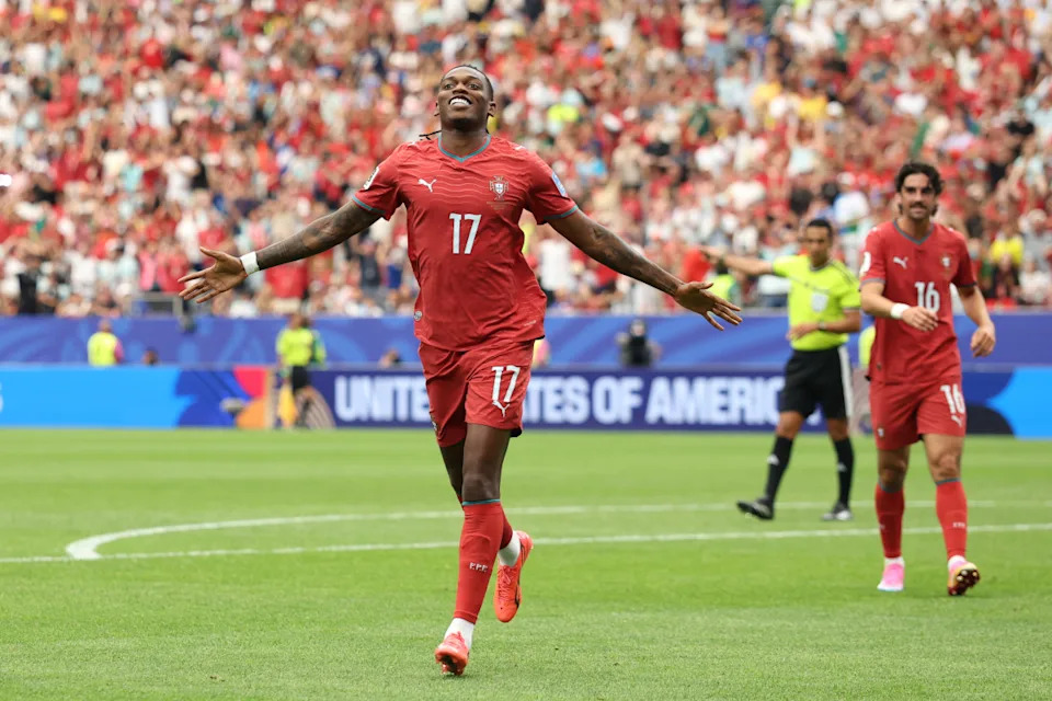 Rafael Leao Ditches Agent as Milan Exit Looms: What's Next for the Portuguese Star?