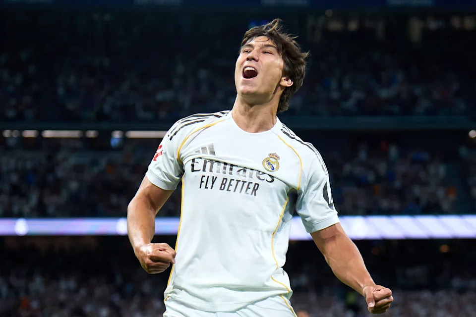 Real Madrid Must Sell One of Two Talented Forwards to Accommodate 'Star Signing'