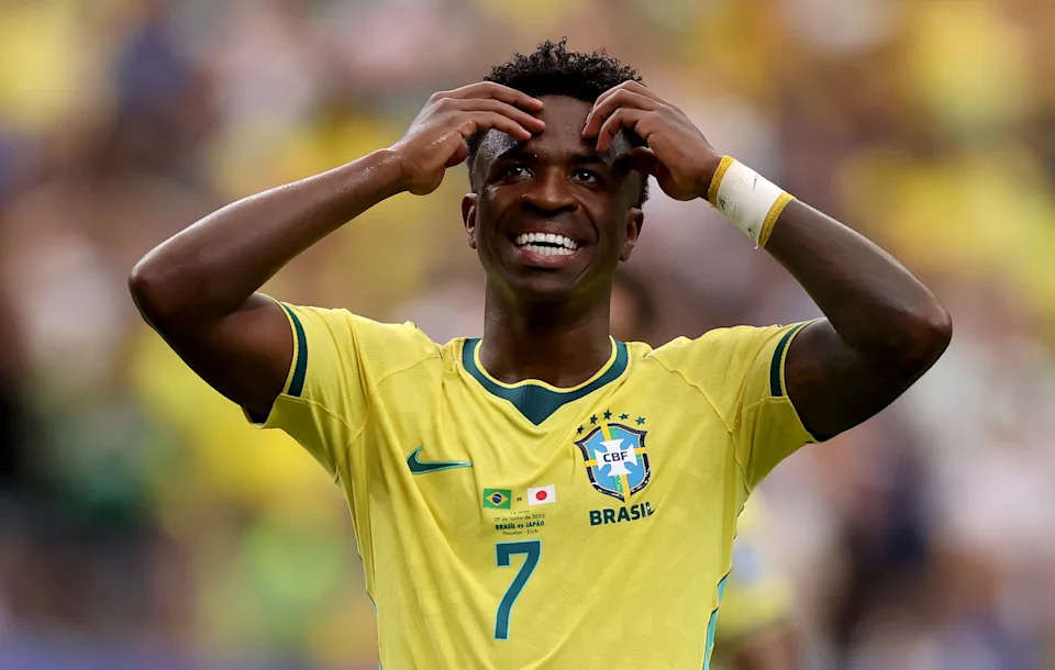Real Madrid's Current Renewal Offer €6-10 Million Short of Vinicius' Demands - Report