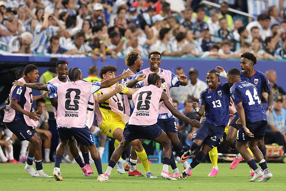 Return Home: Cape Verde's World Cup Heroes Welcomed with Open Arms