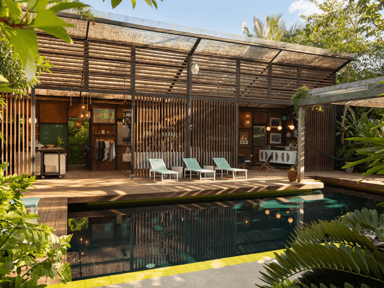 Sleep Among the Trees: Discover the World's Best Treehouse Airbnbs