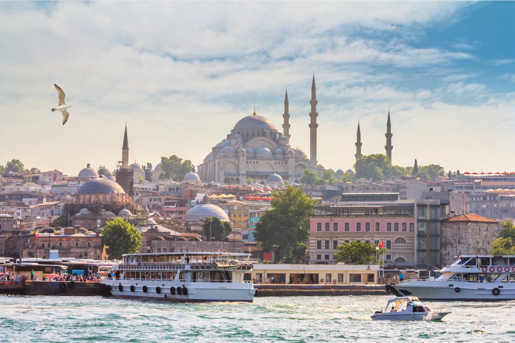 The 10 Easiest Countries to Get Citizenship For Americans