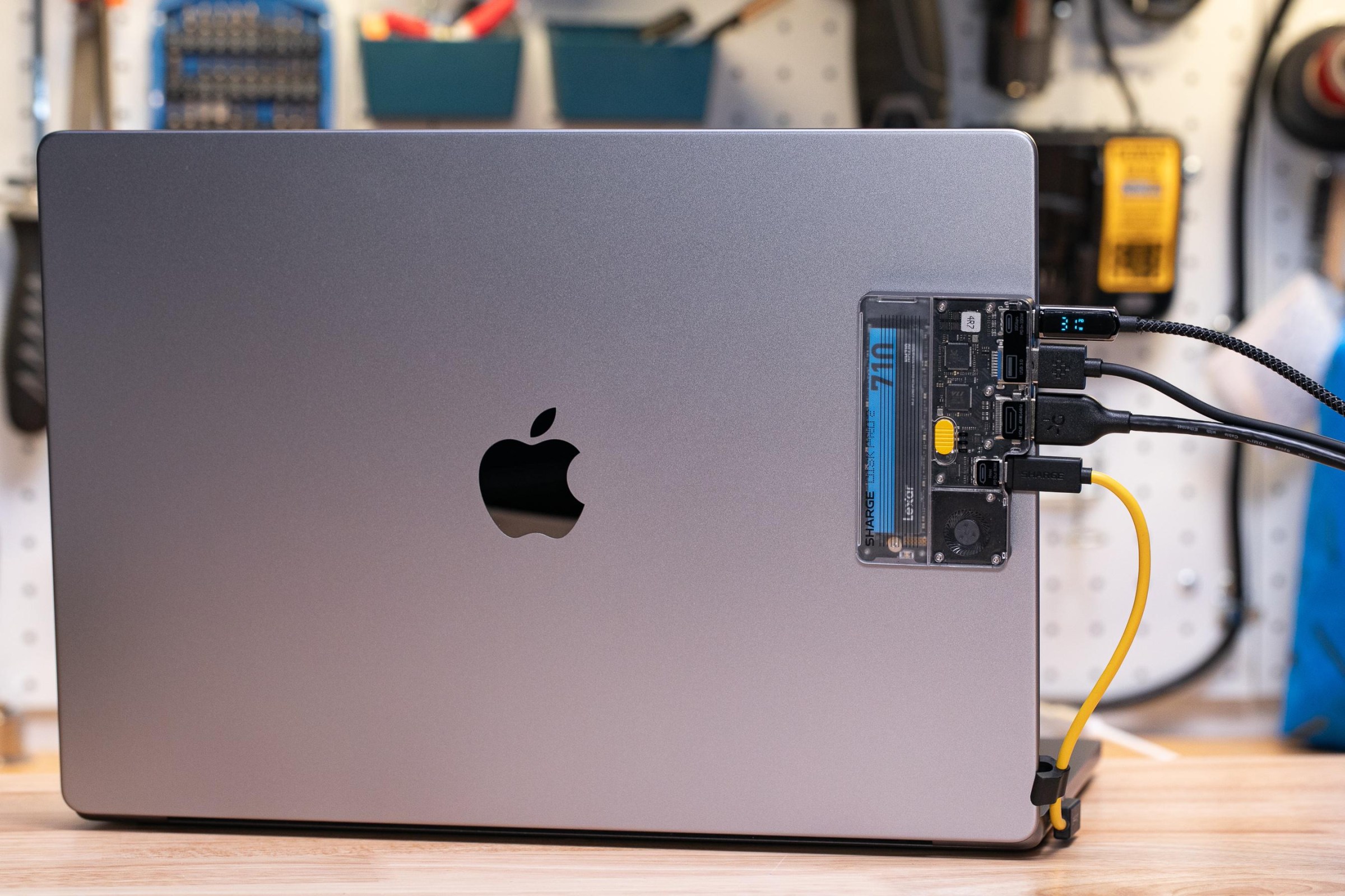 With Switch 2, iPhone, and Laptop Tricks, the Sharge Disk Pro 2 is Finally a Worthy EDC